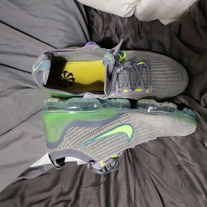 Nike Air VaporMax 2021 FK “Particle Grey Liquid Lime.  Size Men's US 11, EUR 45.